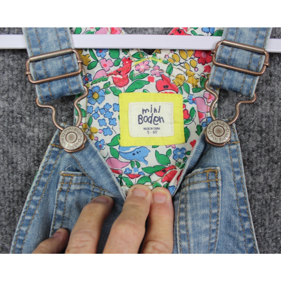 Mini Boden Overalls Girls 5-6 Years Old Denim - Picture 5 of 10